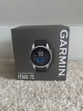 Garmin Fēnix 7S GPS Watch - Black and Silver